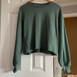 TNA boyfriend cropped sweatshirt Size 1